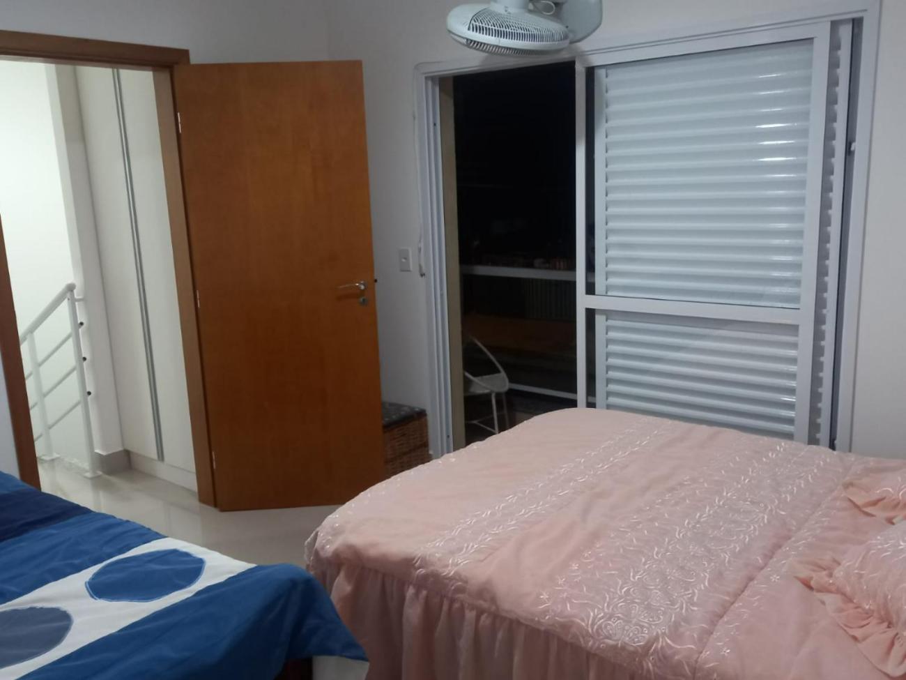 Sobrado 08 Com Duas Suites, Conf Гуаружа Екстериор снимка